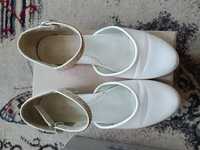 Baleriny białe, buty komunijne