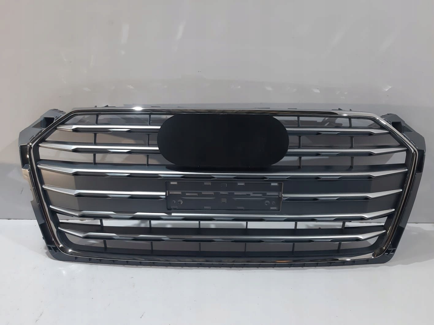 Audi A5 8W s line atrapa / grill   13048
