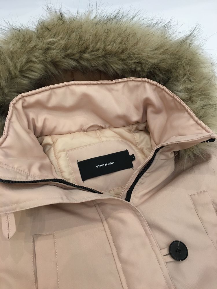 Парка нюдова Vero Moda рожева куртка тепла розмір S/М пудрова