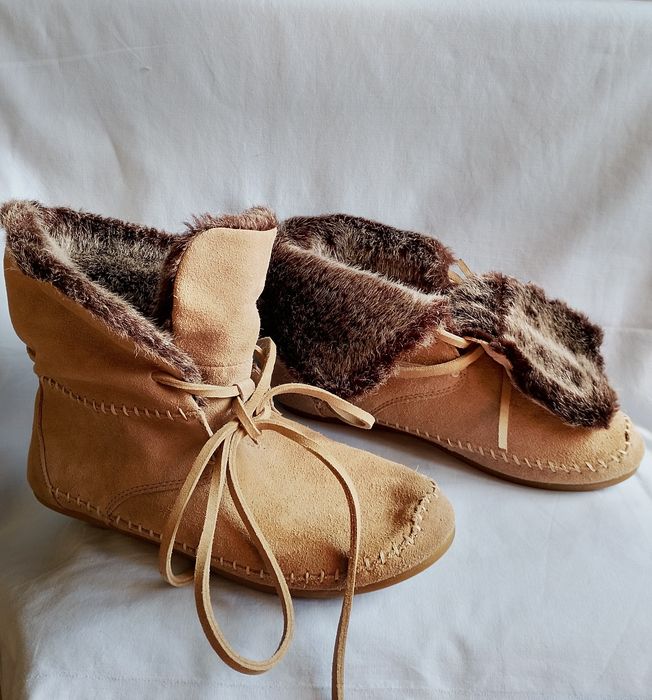 Sprzedam buty damskie.