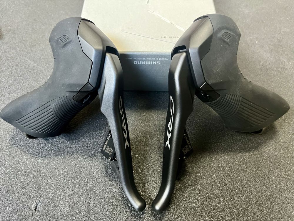 Manetes Shimano GRX Di2 12v / ST-RX825