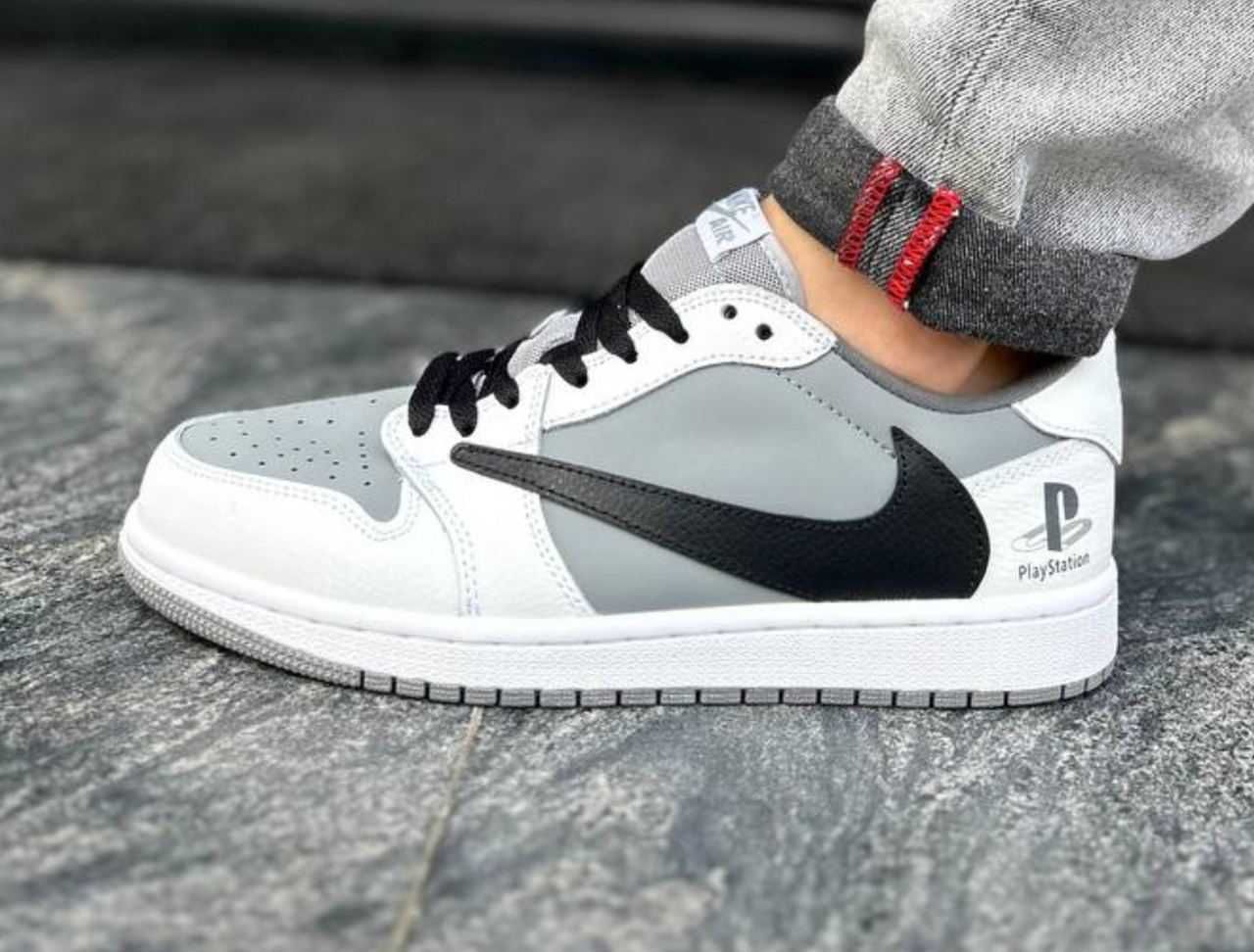 Кожаные кроссовки Nike Air Jordan 1 Low Travis Scott x Gucci x Supreme