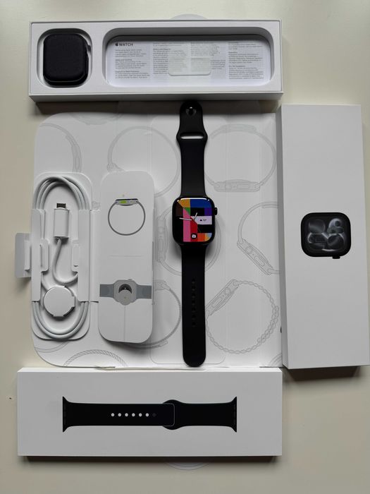 Apple Watch Series 11 46mm Jet Black GPS + Cellular