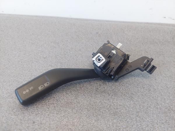 Conjunto / manetes de luzes e limpa vidros VOLKSWAGEN Golf V (1K1)