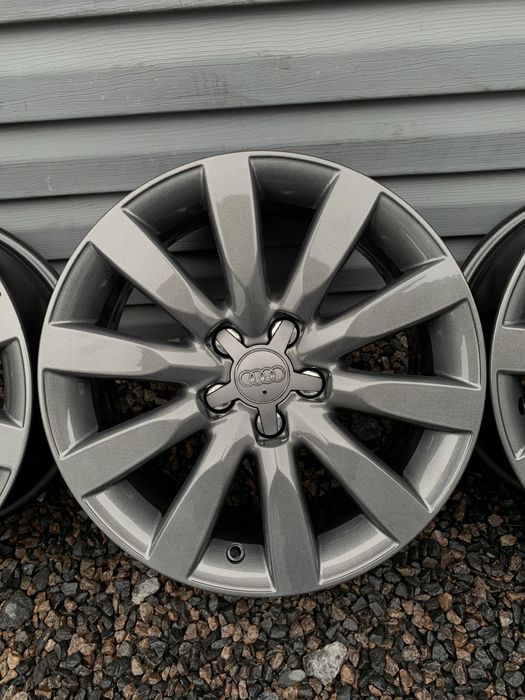 Оригінальні титанові диски Audi 5/100 R16 5*100 16 Skoda Volkswagen