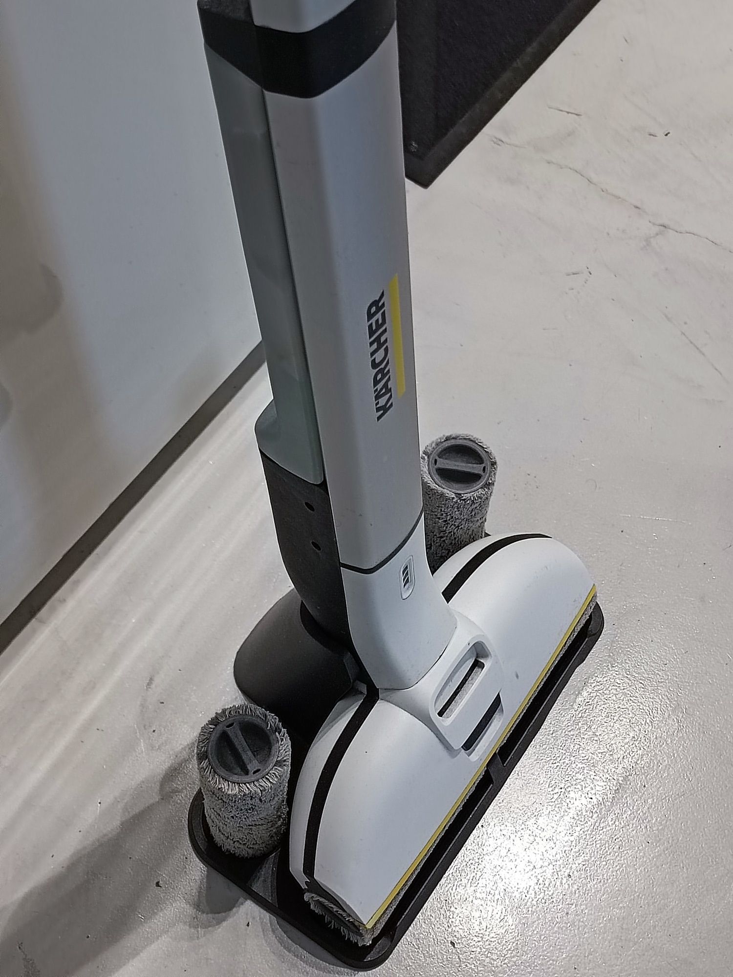 Mop elektryczny KARCHER EWM 2 Premium