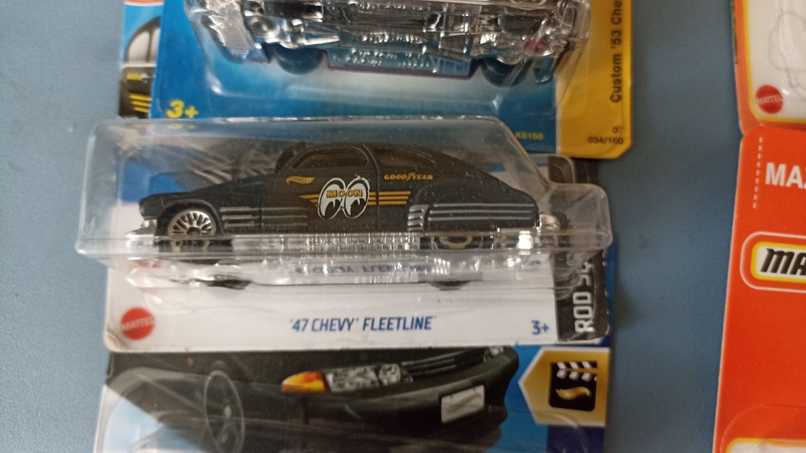 Машинки моделі hot wheels, matchbox