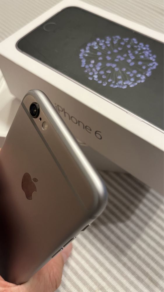 iPhone 6 livre (32 Gb) como novo (Grade A)