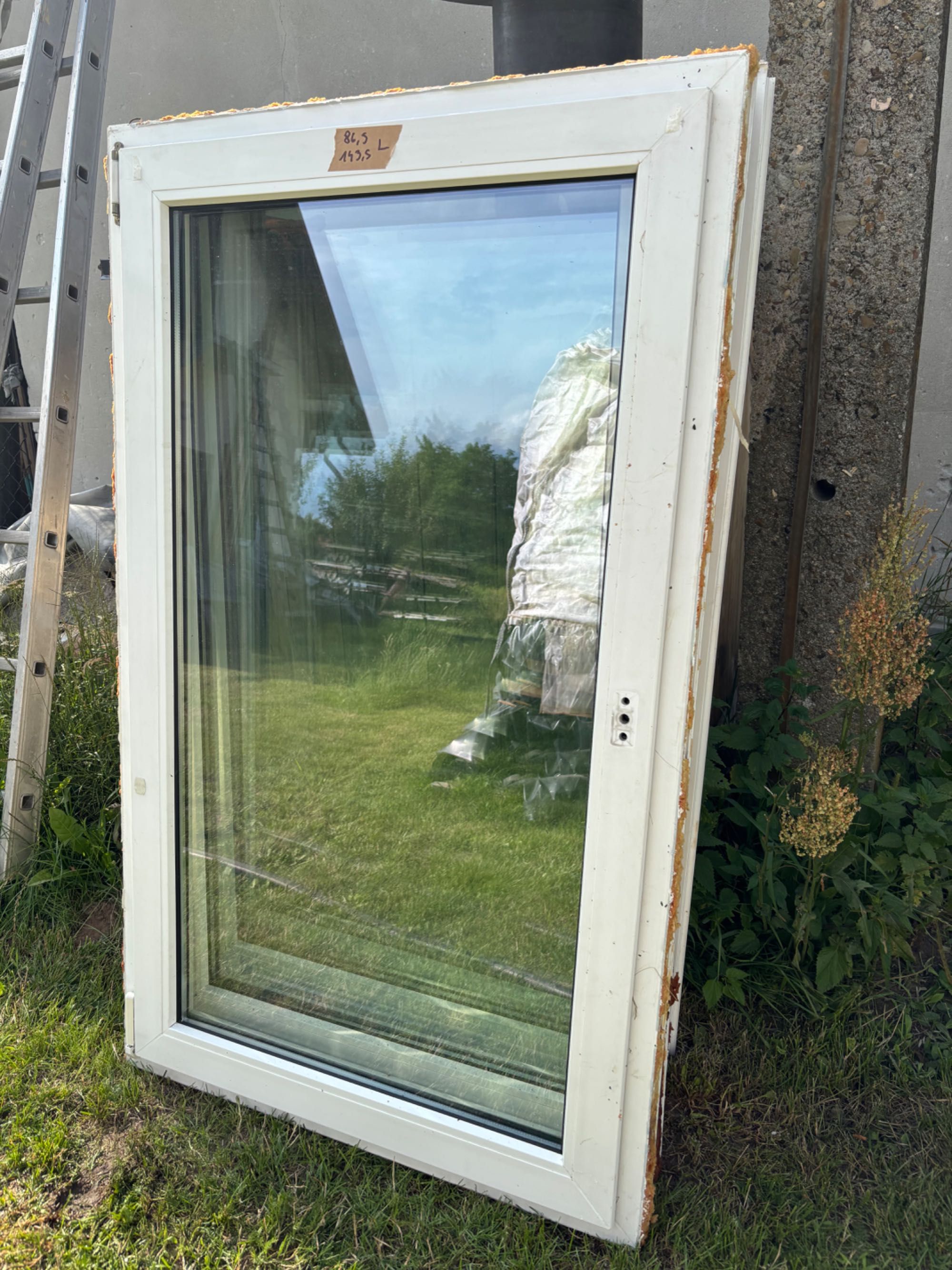 Okna z demontażu 86,5 x 143,5