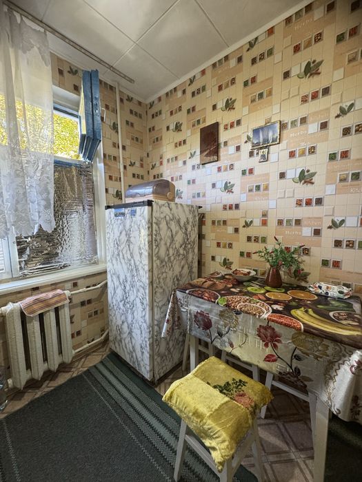 Сдам  Трехкомнатную  квартиру на Юбилейной улица Покровская.