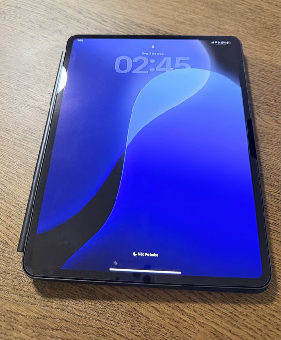 iPad - M4 - 13" - 256GB - Wi-Fi + 5G - Novíssimo!