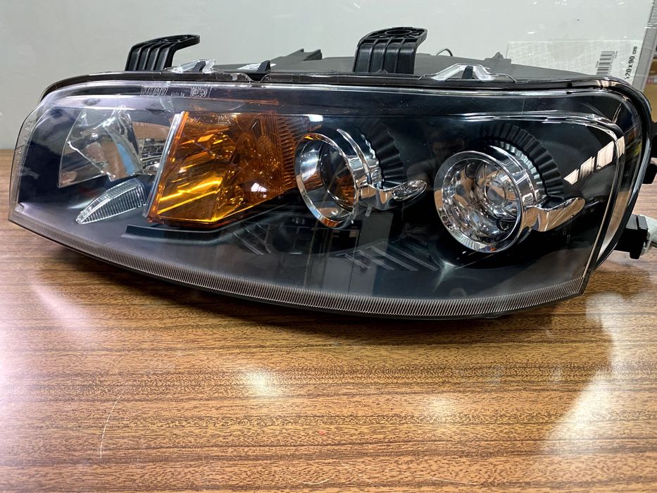 Farol Frt Esquerdo Valeo (ORIGINAL) Fiat Punto 188 NOVO