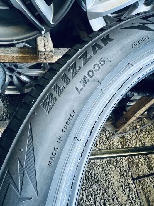 Шини Резина Зимові 225 45 19 Bridgestone Blizzak LM005[3222] 2шт