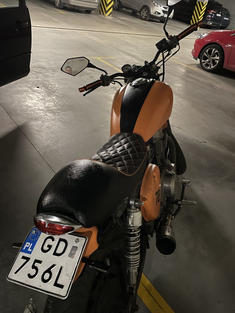 Honda CM400 po kapitalnhm remocie silnika i zew. przerobkach