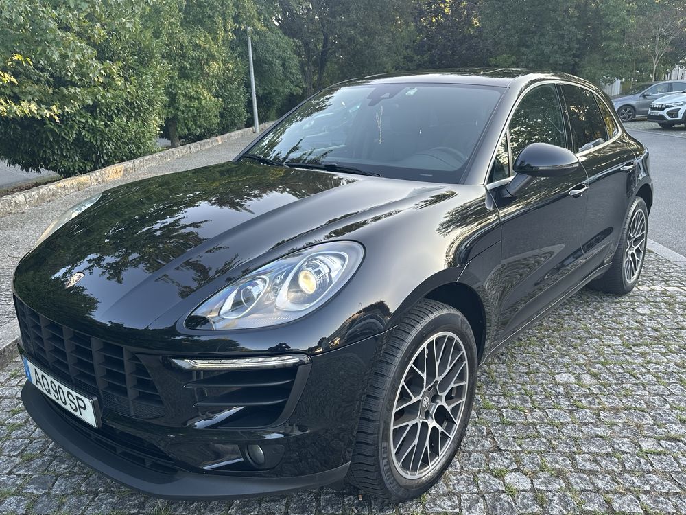 Porsche Macan S