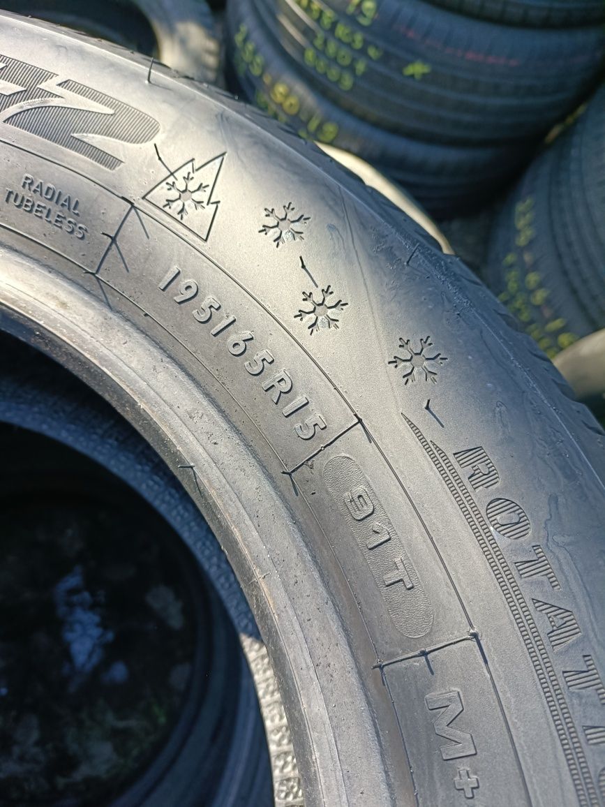 C12, 1 sztuka 195/65r15 Dunlop Winter Response 2 z 2021r 8.3mm