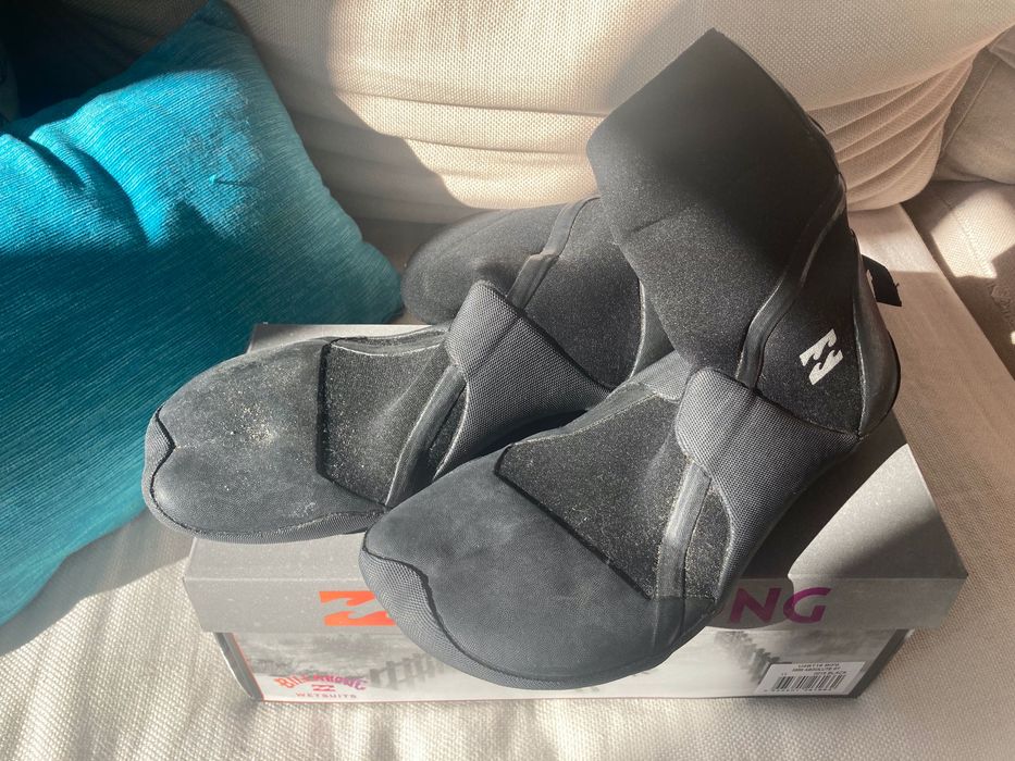 Botas de surf Billabong, tamanho 11 EUA, 10 UK, 44 Eur, SPLIT TOE