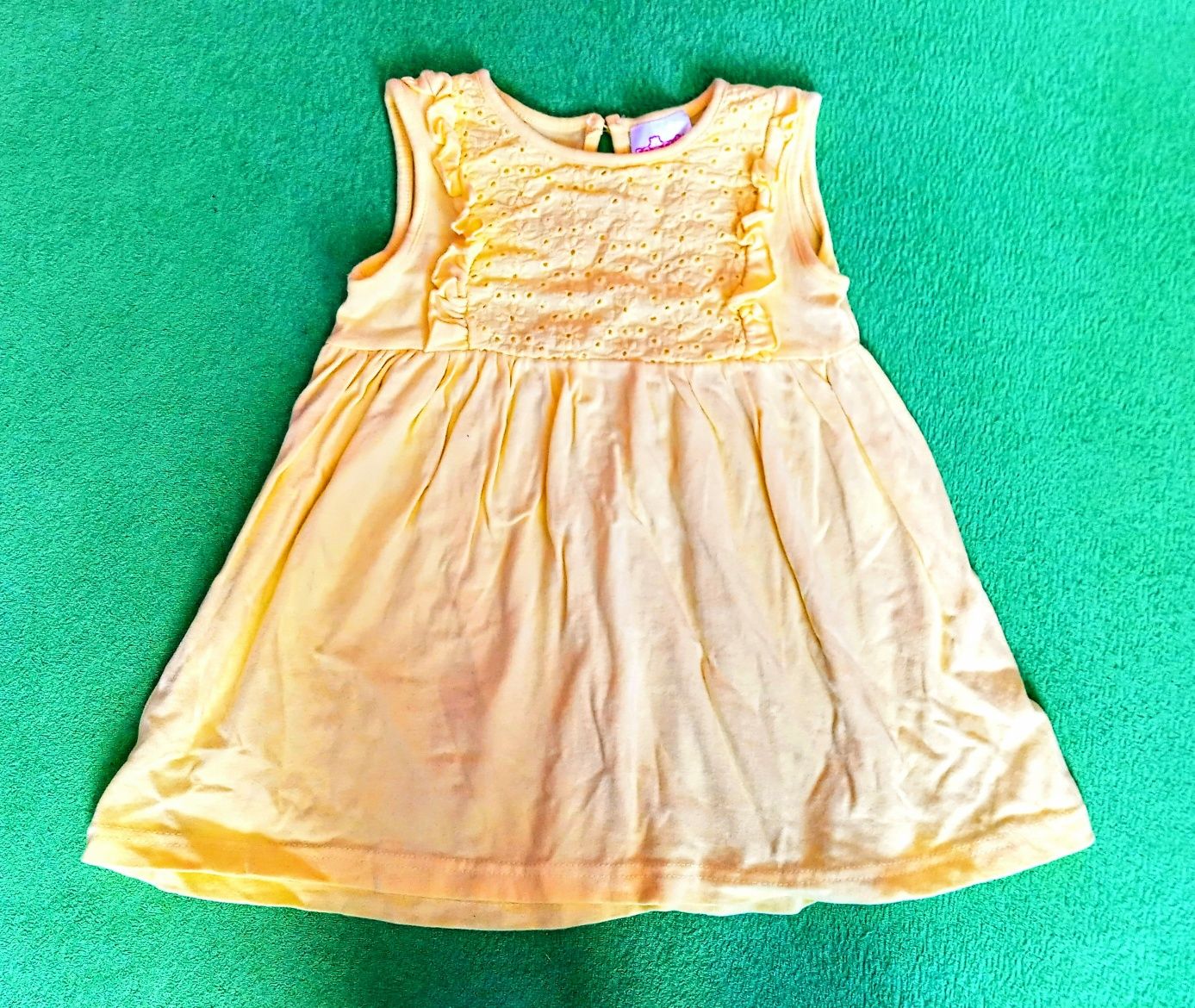 Żółta letnia sukienka