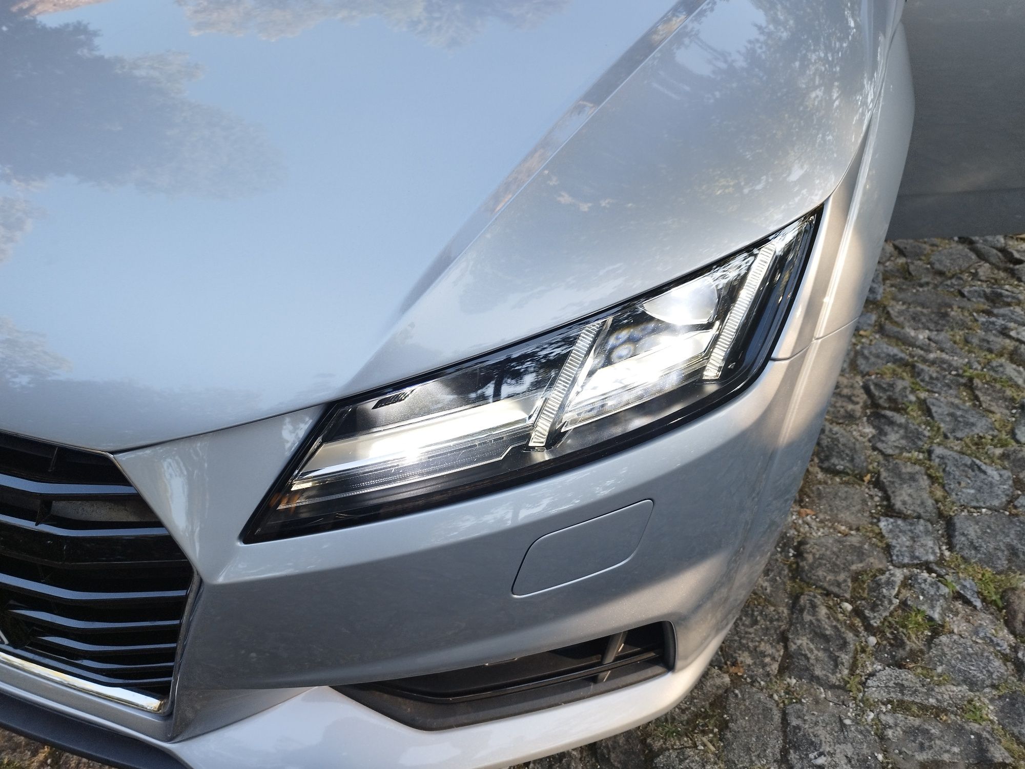 Audi tt coupe 2.0 tdi / s line /ver