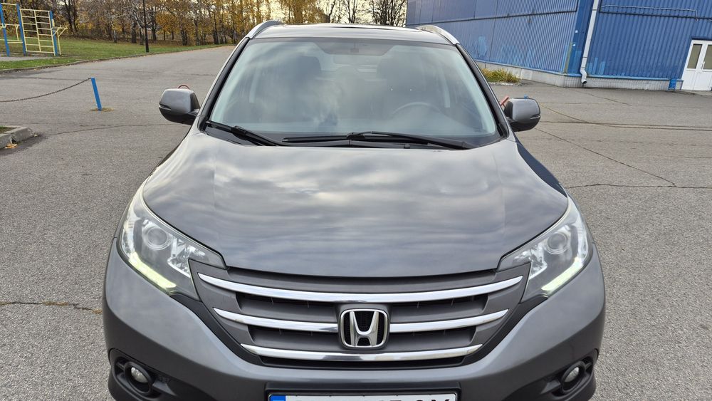 Продам офійійну HONDA CR-V