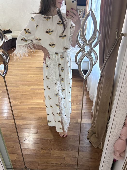 Довге плаття з пірям ,розмір s ,один раз одягла