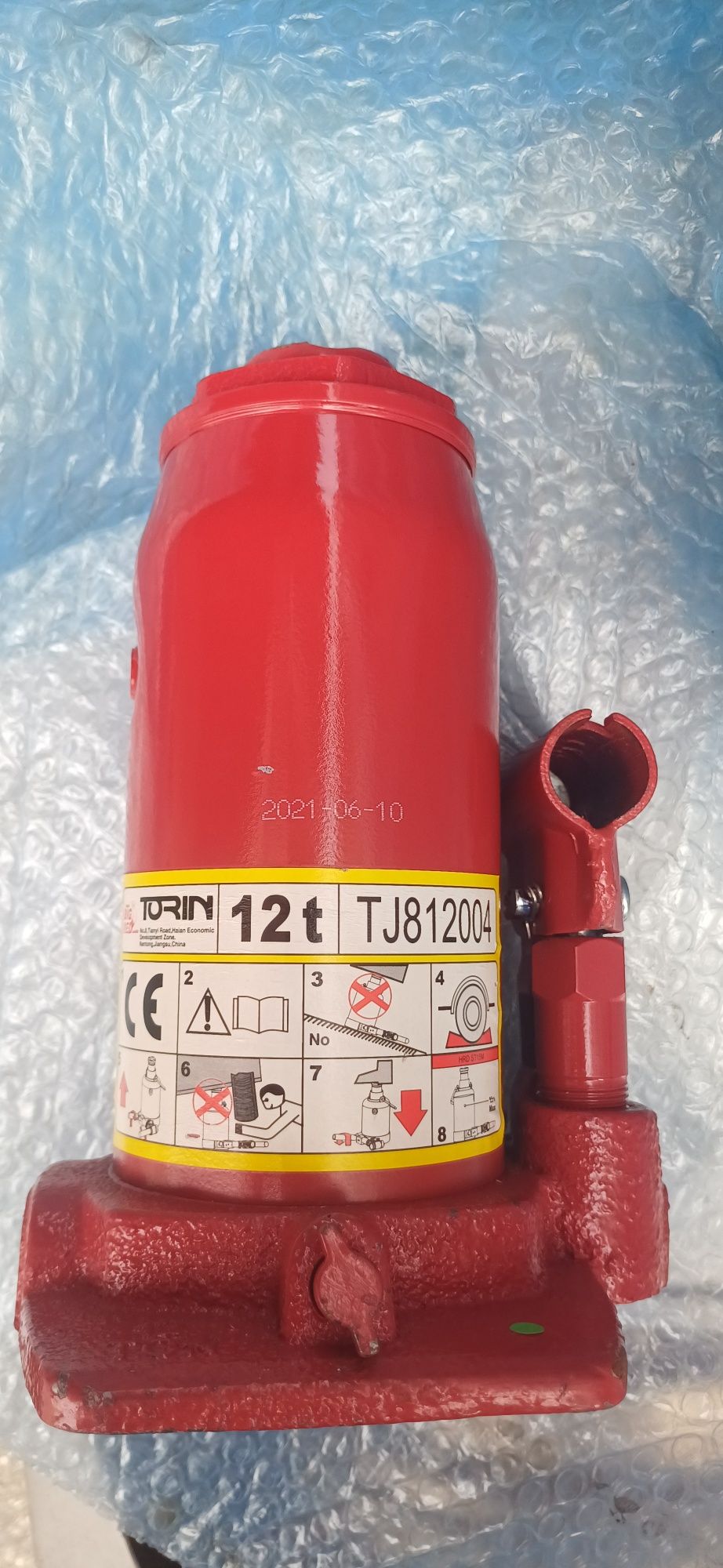 Man oryginalny lewarek ,podnośnik hydrauliczny 12 ton.