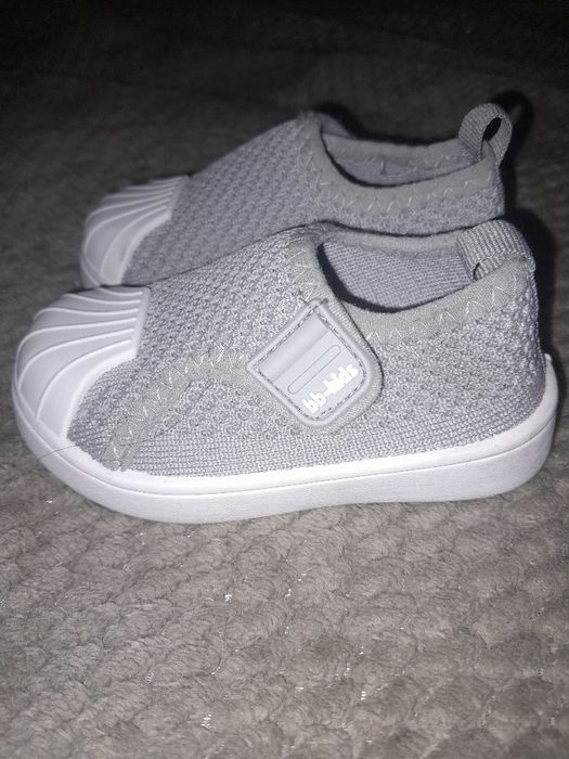 Дитячі тапки,в сіточку