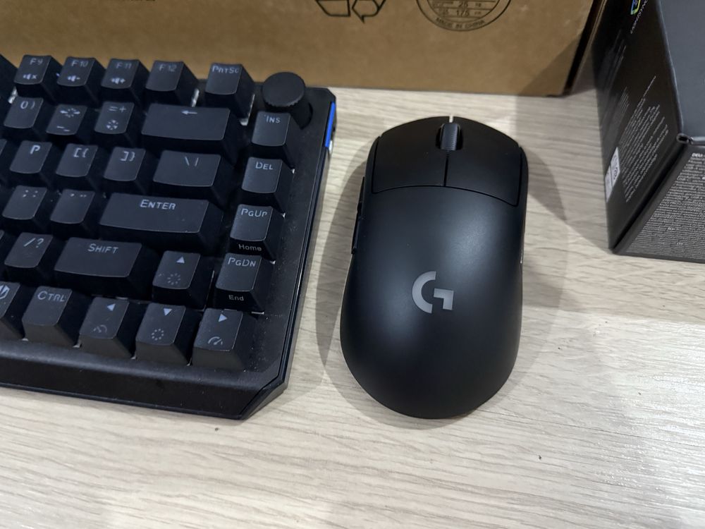 Asus Tuf Gaming A15 + akcesoria (bogaty zestaw)