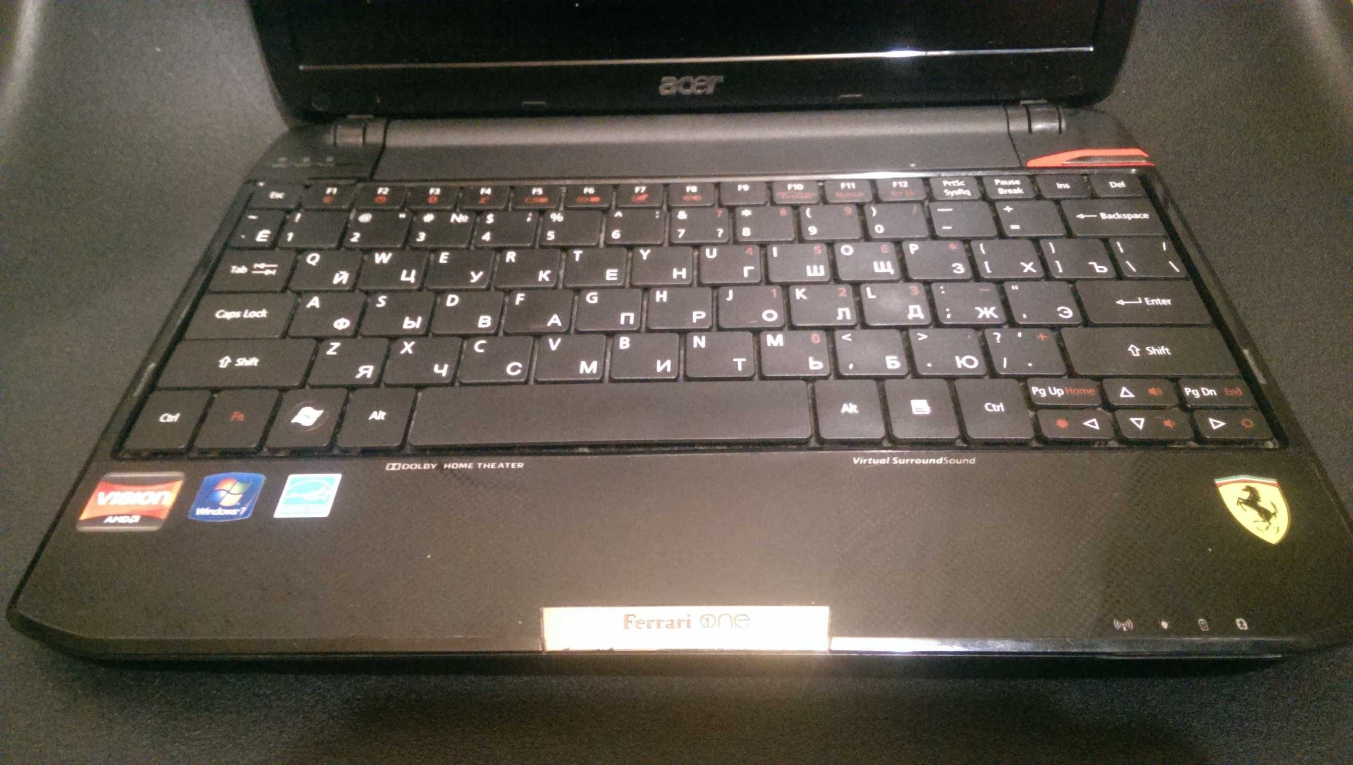 Продам netbook Acer Ferrari one 200