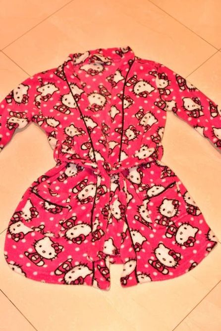 H&M -SANRIO szlafrok dla dziewczynki HELLO KITTY 2-4 lata -jak nowy