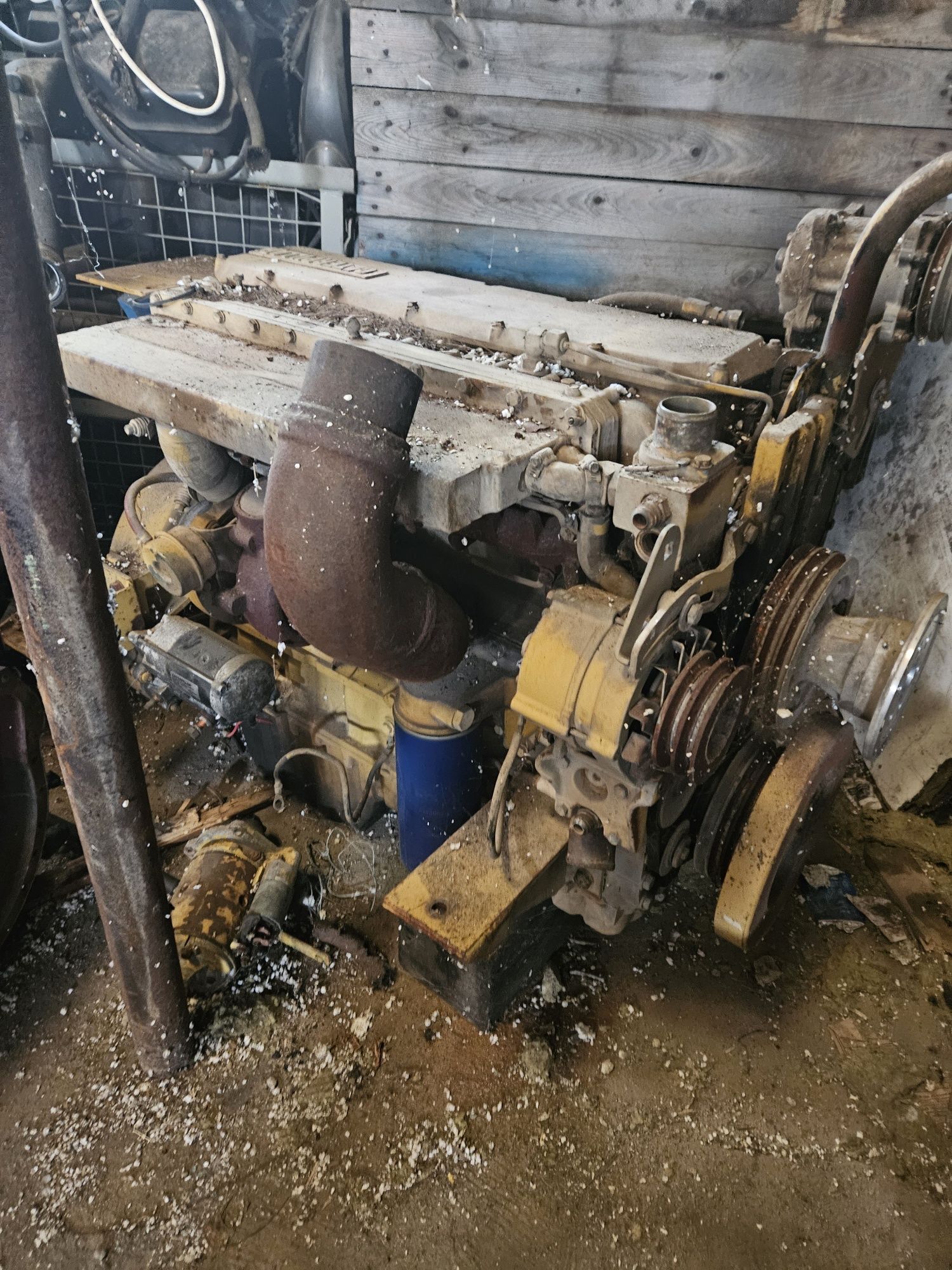 Silnik Cat 3116 części