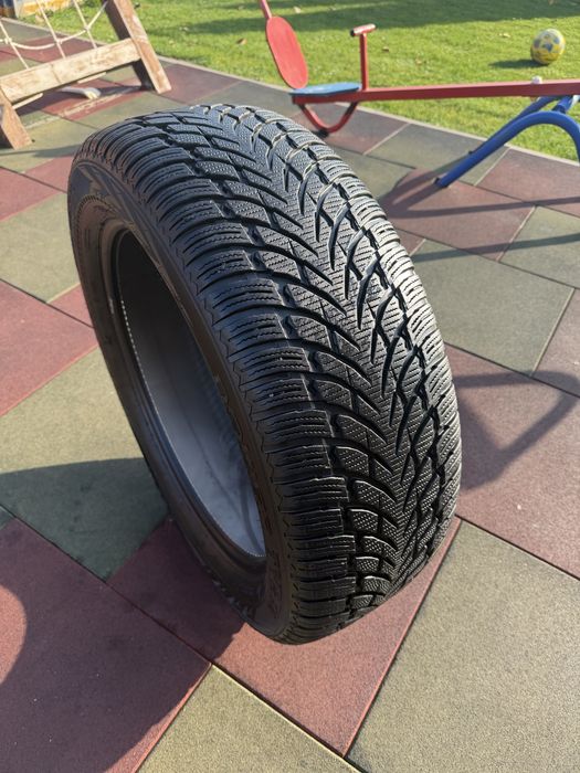 Зимова гума Nokian Tyres WR SUW 235/55 R20