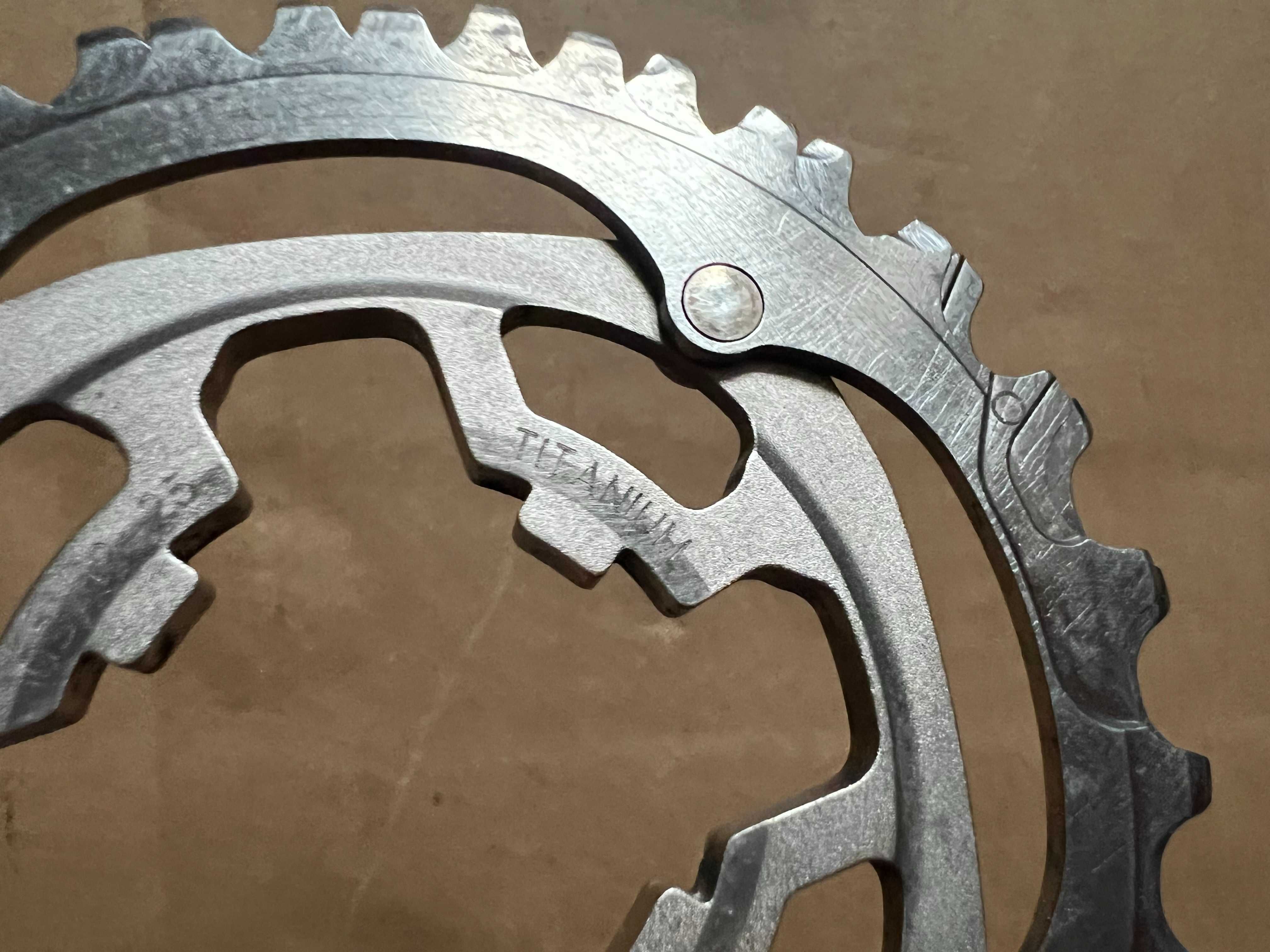 Zębatki do kasety pająk CAMPAGNOLO RECORD 23 25 zębów 10s TITANIUM