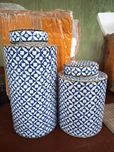 Komplet ozdobnych pojemników ceramicznych – ręcznie zdobione