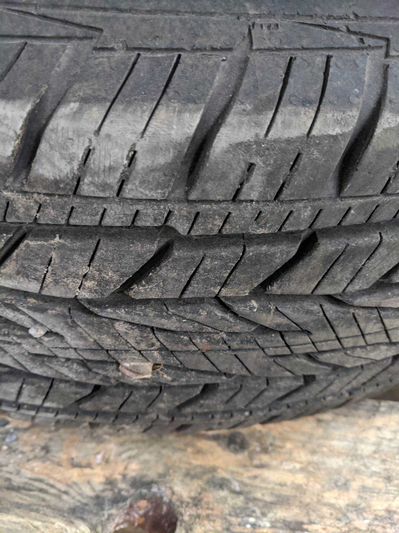 Шина гума резина колесо Continental ContiCrossContact LX2 225/75 R16