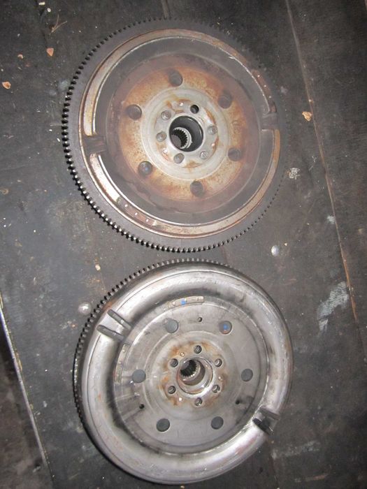 Sprzęglo dwumasa Vw 1,8 T 150 km Audi kompletne docisk tarcza