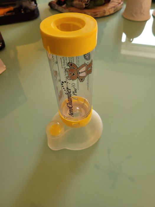 Inhalator komora inhalacyjna AeroChamber plus