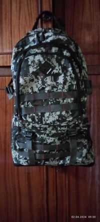 Пиксельный военный рюкзак