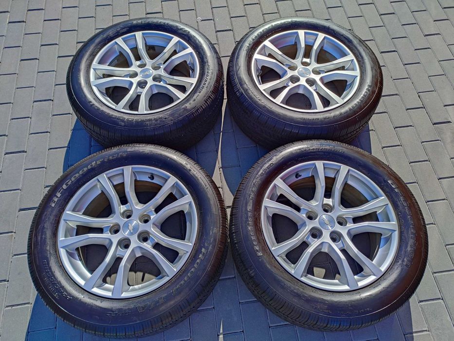 Koła oryginalne Camaro 5x120 18x7,5J ET 38 OT 66,9 245/55/R18 2018 r.