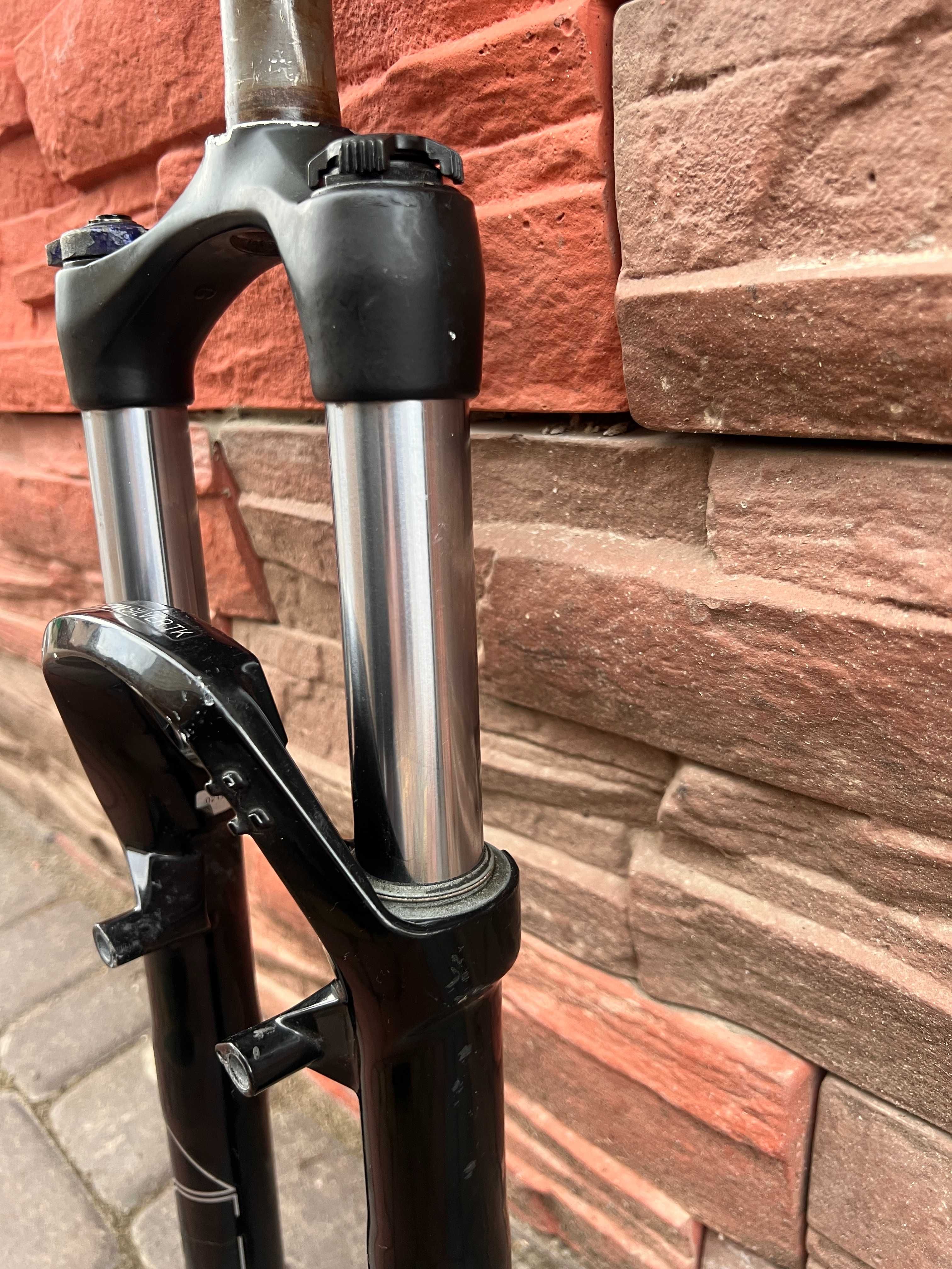 Rock Shox Recon Silver TK Disc V-Brake Preload (Шток 23.5см)