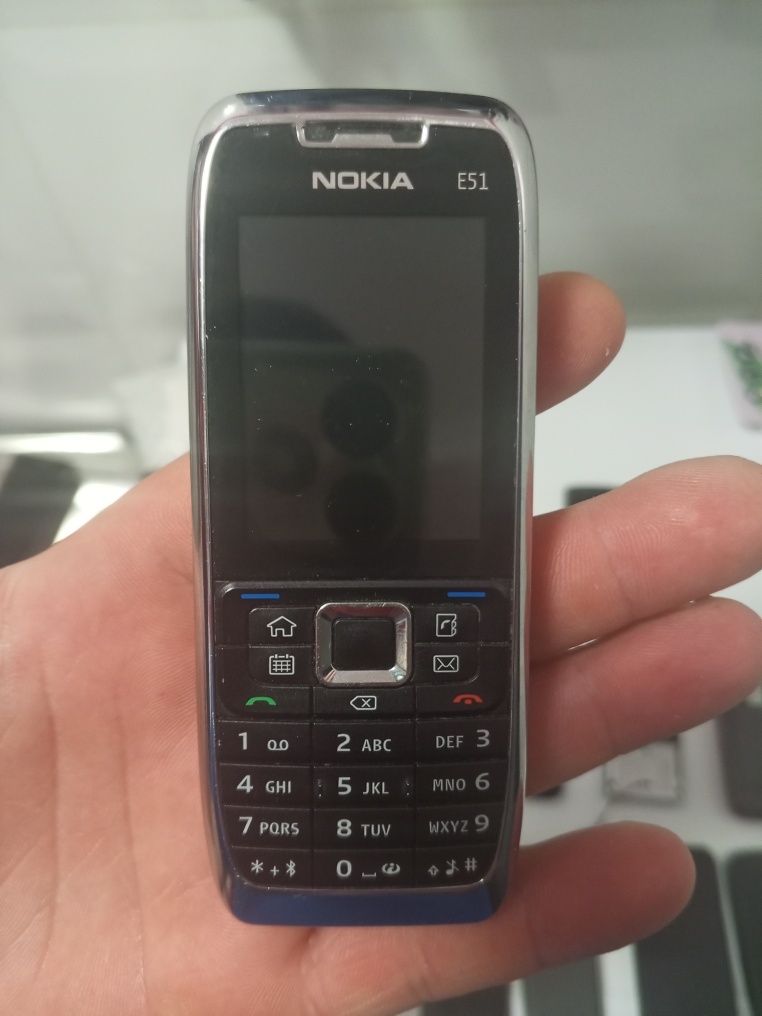 Telefony znalezione sprzedam