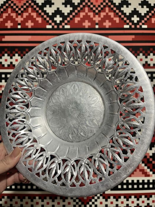 Вінтажна алюмінієва тарілка з СРСР