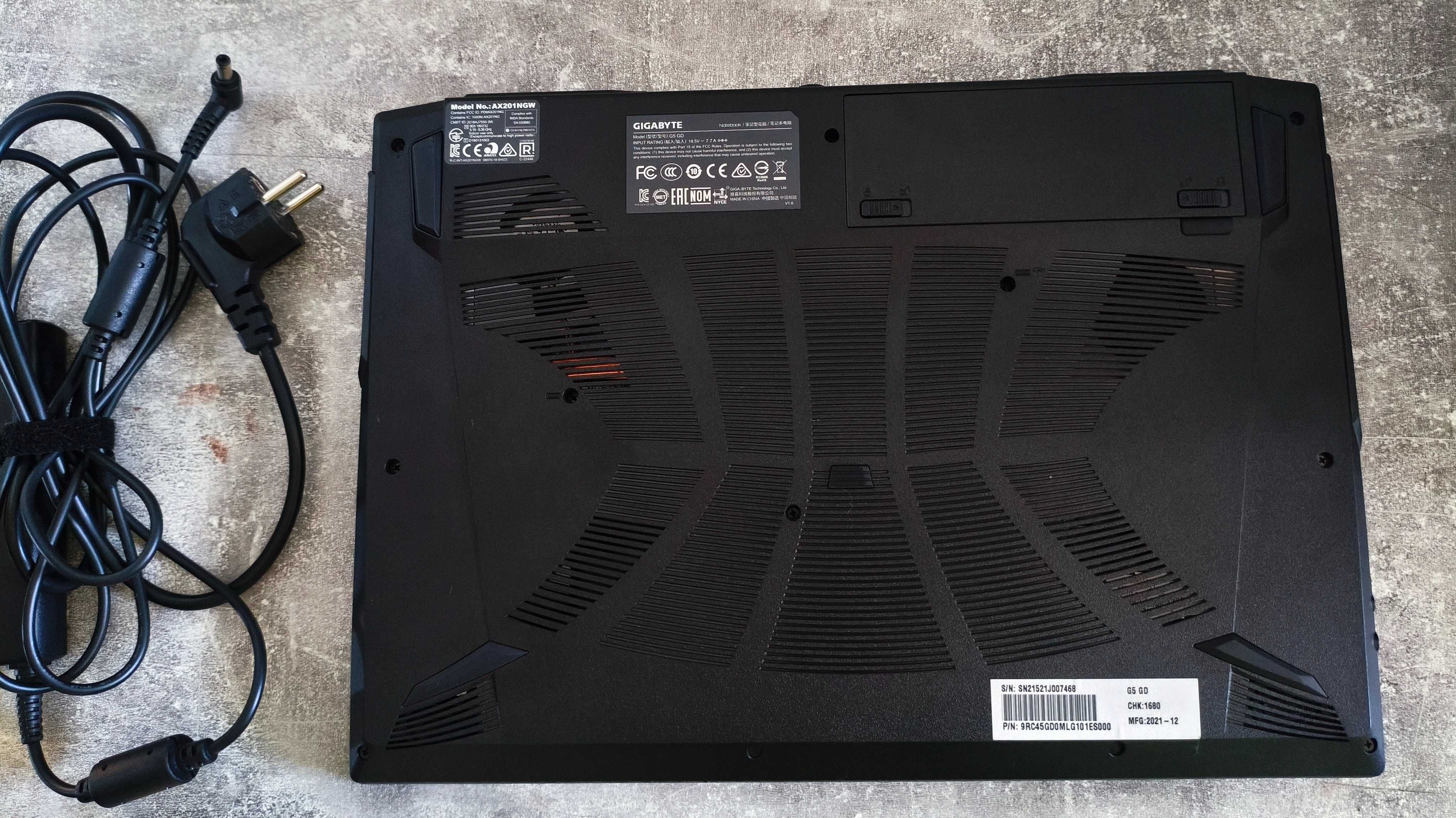 Portátil Gaming Gigabyte RTX 3050 | i5 | 16GB | 500GB SSD | Como Novo