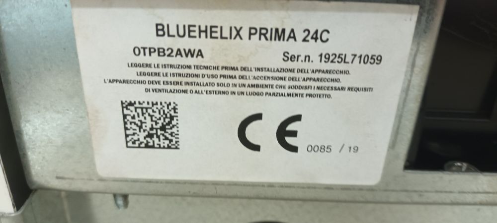 Piec gazowy kondensacyjny Ferroli Bluehalix Prima 24 C dwufunkcyjny