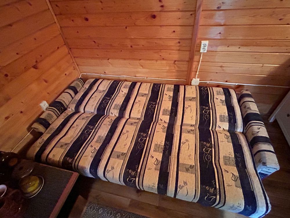 Wersalka w bardzo dobrym stanie. Zarezerwowane do jutra.