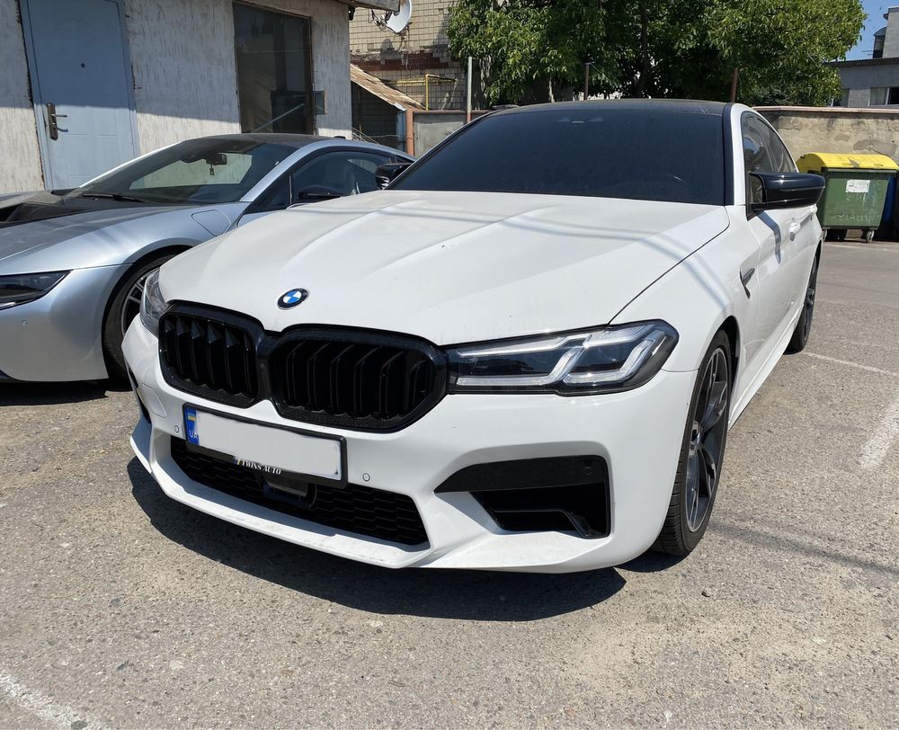 Обвес M5 F90 Рестайлинг для BMW 5 G30 2020+ бампер, ноздри, насадки