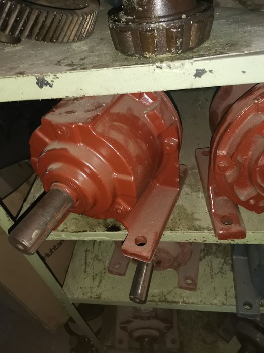 Продам мотор редукторы 3мп-50:3мп-40:3мп-31.5
