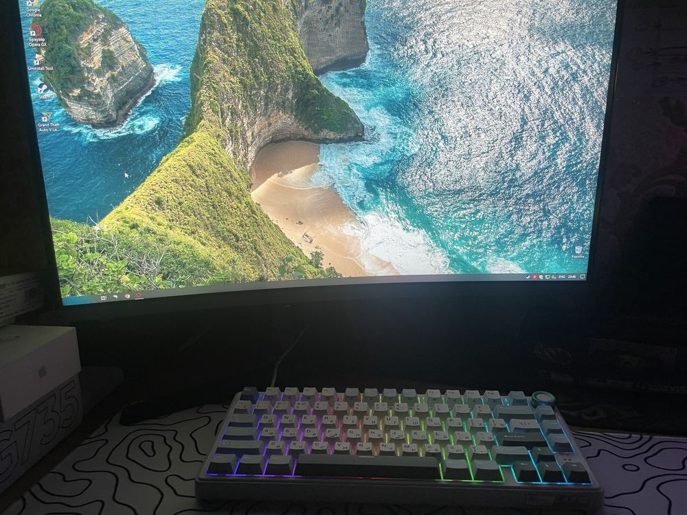 монитор samsung C27R500FHI 27 дюймов