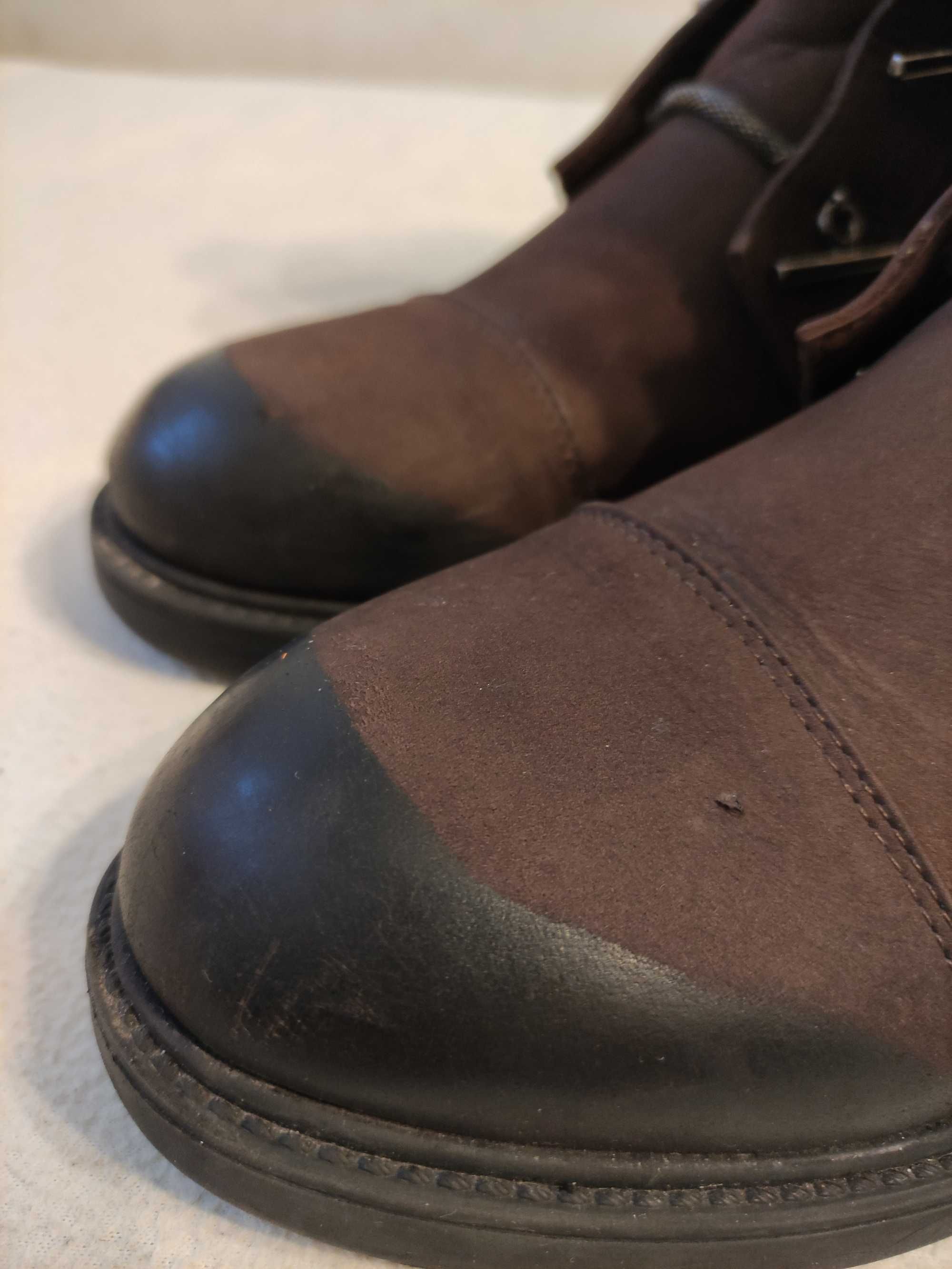 brązowe-czarne botki sztyblety z łańcuszkami r. 39/40 Venezia