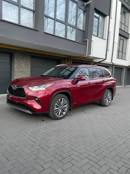 Тойота хайлендр гібрид Toyota  Highlander hybrid platinum 21р.